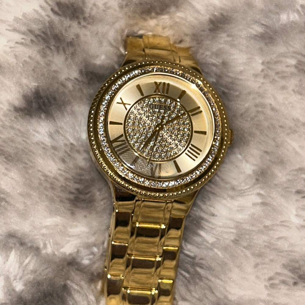 GUESS WATCH - Picture 3 of 3